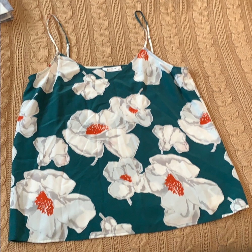 Equipment flower camisole